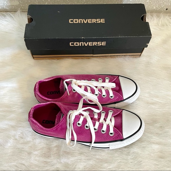 Pink Sapphire Velvet Low Rise All Star Chuck Taylor Converse (NWOT) - Picture 2 of 6